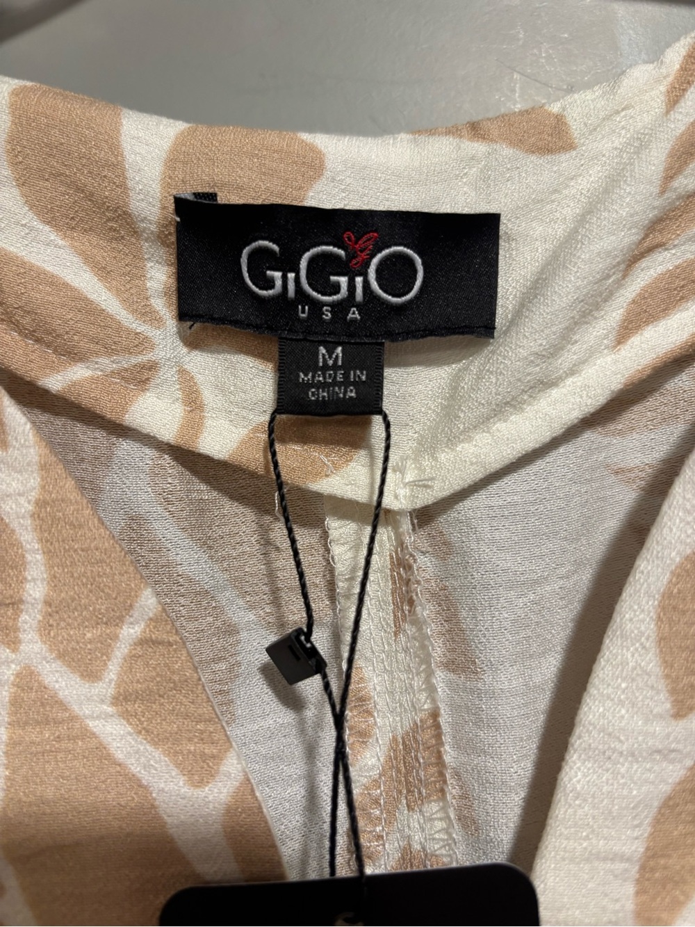Gigio Cream and Beige Leaf-Print Maxi Dress - Picture 3 of 4
